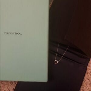 Tiffany and Co 18k gold diamond metro heart necklace